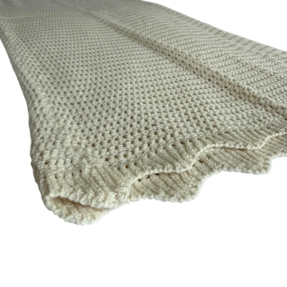 Meshki Cream Crochet 2-Piece Co-Ord Set – Kira Shell Knit Top & Maxi Skirt (S) - Picture 15 of 16